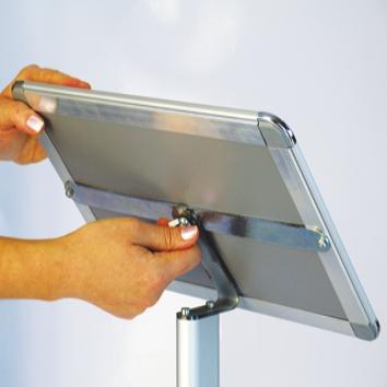 Klassisches Infoboard - Deco Base